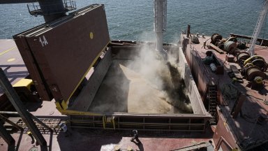 САЩ определиха вчера като колективно изнудване исканията на Москва към