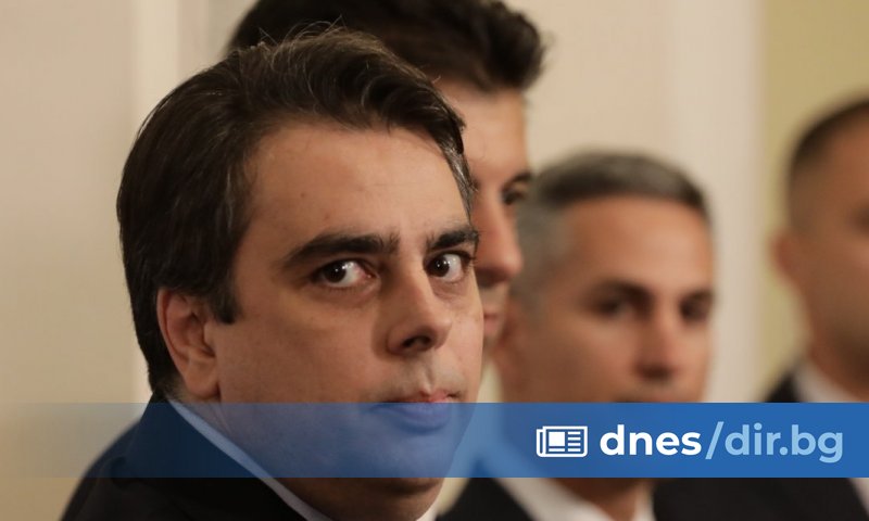 Съпредседателят на Продължаваме промяната Асен Василев не е прекратил делото