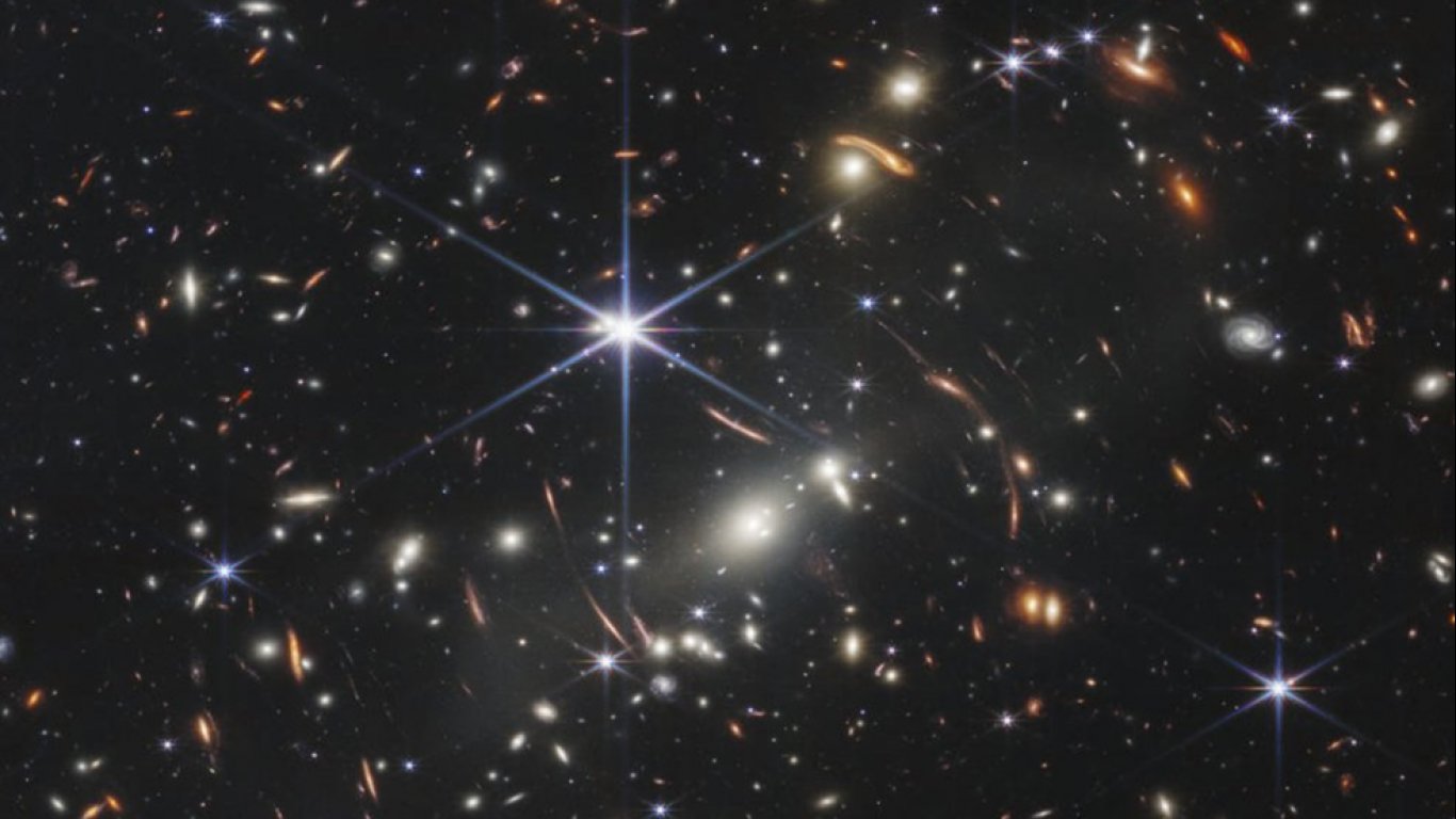 НАСА представи снимка на телескопа "Джеймс Уеб", разкриваща най-далечните кътчета на Вселената