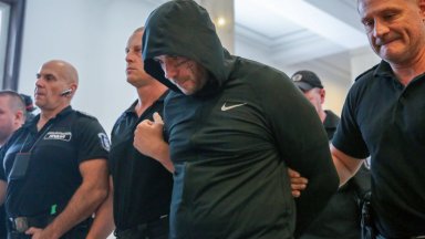 Четвърто обвинение за Георги Семерджиев заради открит в разцепения джип наркотик