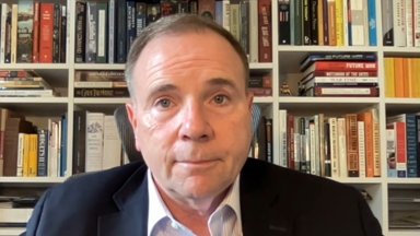 Пригответе се за разпадането на Русия пише бившият командващ въоръжените