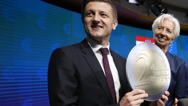 Хърватия започна да сече евромонети