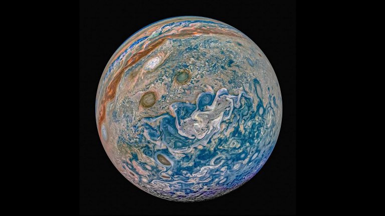 Мисията „Джуно“ на НАСА извърши 50 обиколки около Юпитер