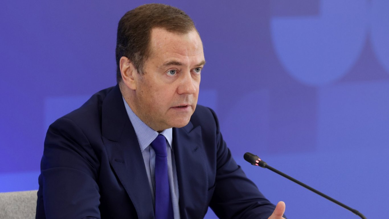 Медведев: Заплахата за съществуването на Русия е заплаха за цялата човешка цивилизация