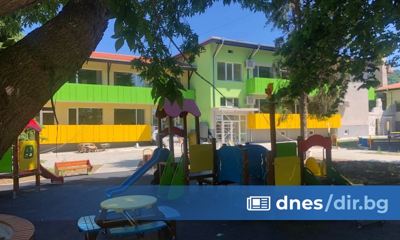 Още близо 700 000 лева ще изплати държавата на семейства,