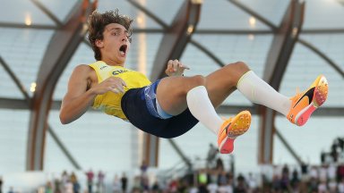 Fenomenet Duplantis drar for å slå sin egen rekord