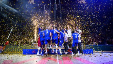 След Олимпиадата, "петлите" спечелиха и волейболната Лига на нациите
