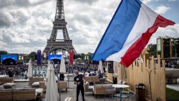 Критики от ООН, след като Франция нареди дрескод "без забрадки" на олимпийците си
