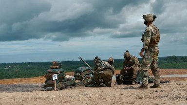 Военни учения със САЩ и среща със Си Цзинпин – Индонезия балансира между световните суперсили (видео)