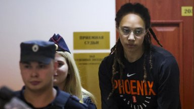  Руски съд „ понижи “ пандиза за баскетболистката Бритни Грайнър - вместо девет години – осем 