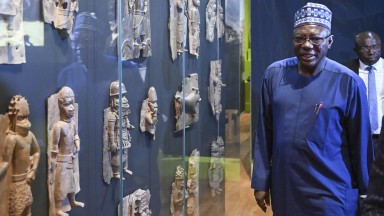 Университетите в Оксфорд и Кеймбридж могат да върнат на Бенин откраднати артефакти