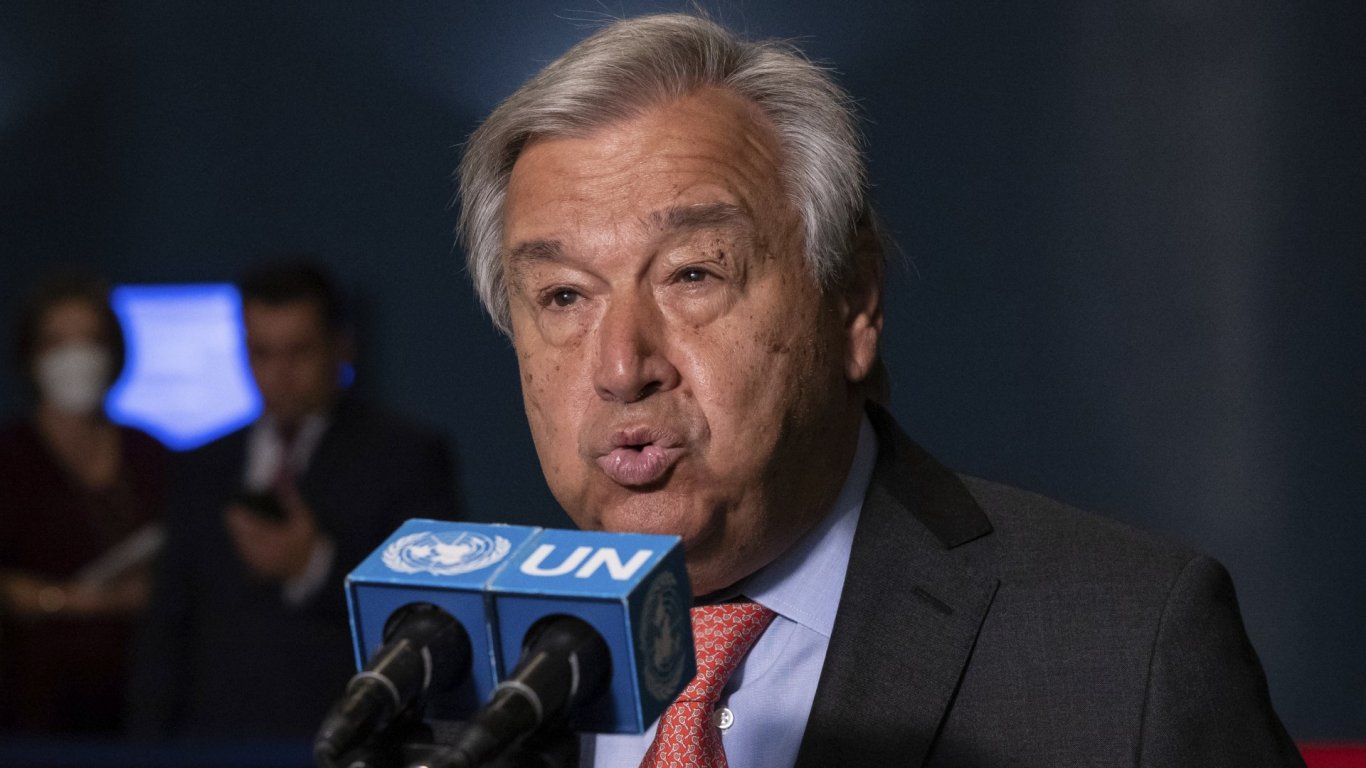 За първи път от шест години: Генералният секретар на ООН е в Ирак