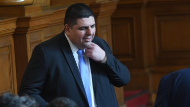 След като служебният кабинет отказа 6 от 7 те танкера които