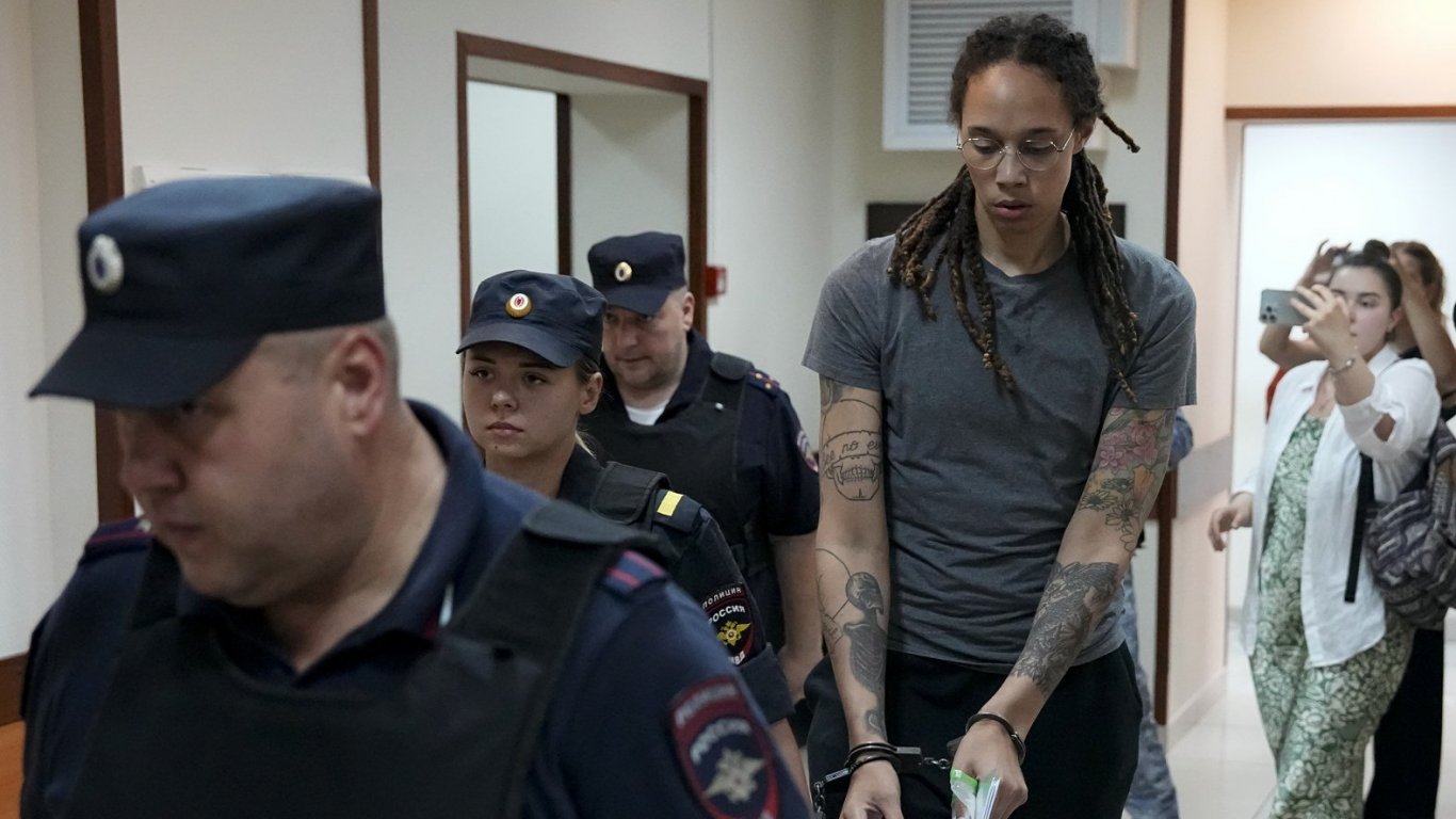 Москва осъди на 9 г. затвор американската баскетболистка, Байдън поиска да бъде освободена