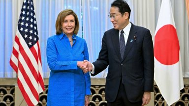 Японският премиер Кишида се срещна с Пелоси, нарече китайските учения „тежък проблем“