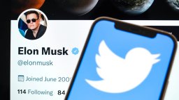 Мъск повежда борба с ботовете изкуствен интелект в "Туитър"