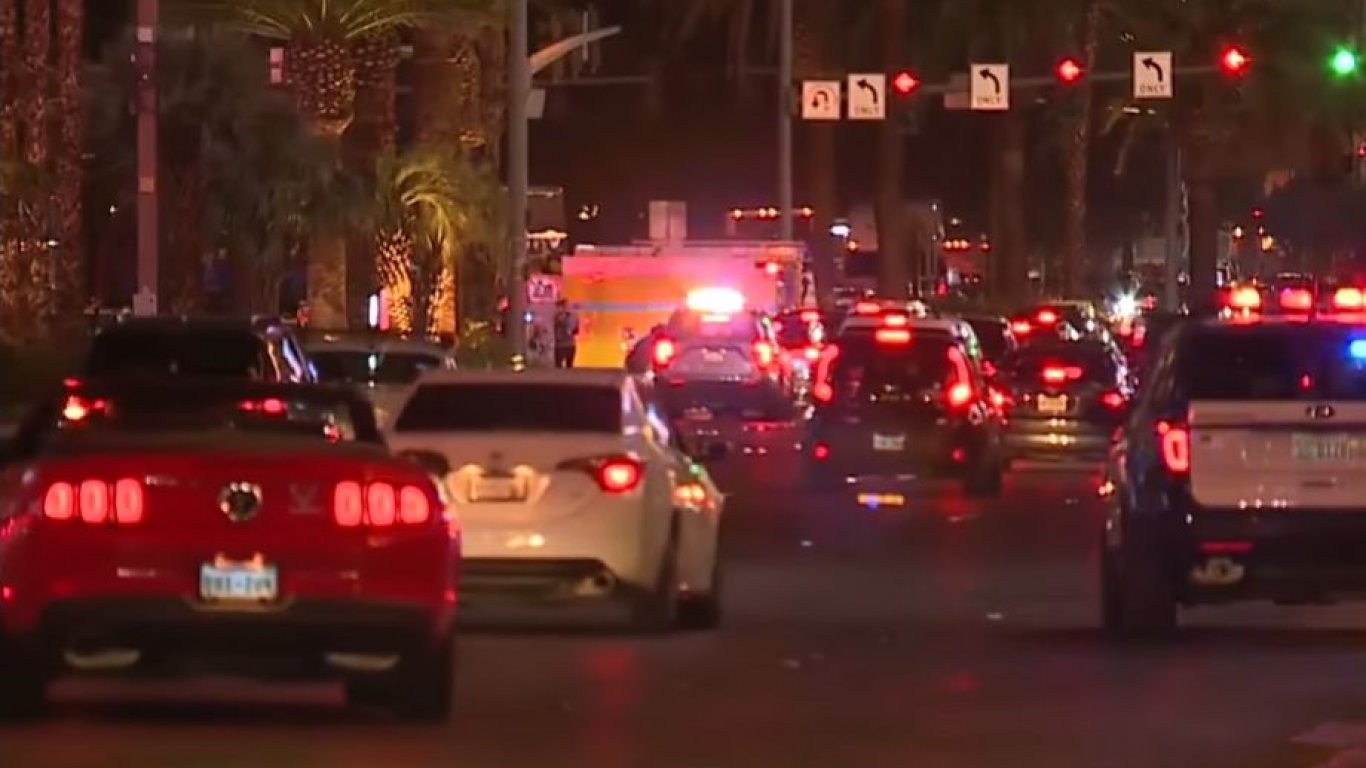 Стрелба в хотел-казино в Лас Вегас - има загинал