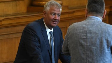 Балтов има зад гърба си вече участие в парламента но
