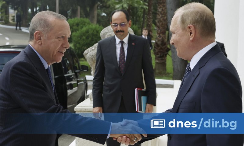 Путин поздрави горещо Ердоган за победата на втория тур на