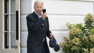 Призивът е бил отправен от републикански сенатори начело с Марко