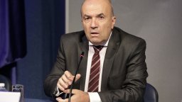 Въшният министър: На този етап няма пряка опасност от разделяне на ЕС 