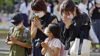 Минута мълчание в памет на жертвите от американската атомна бомба над Нагасаки
