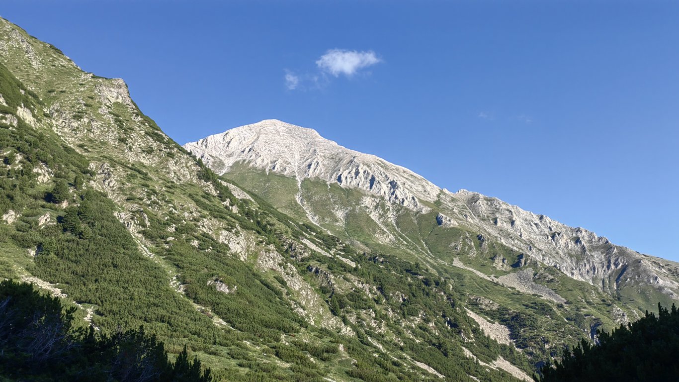 Подходящи са условията за туризъм в планините