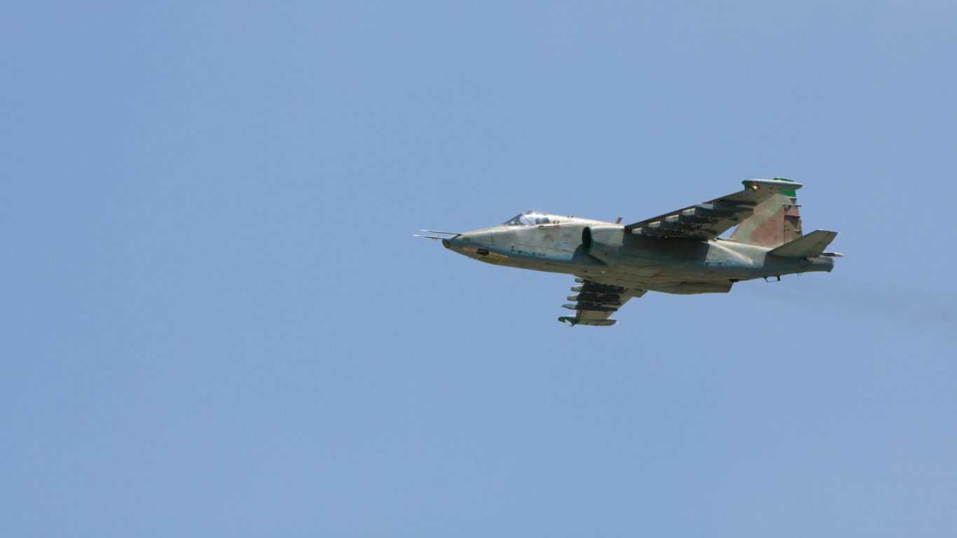 Руски Су-25 се разби в Белгородска област, пилотът загина