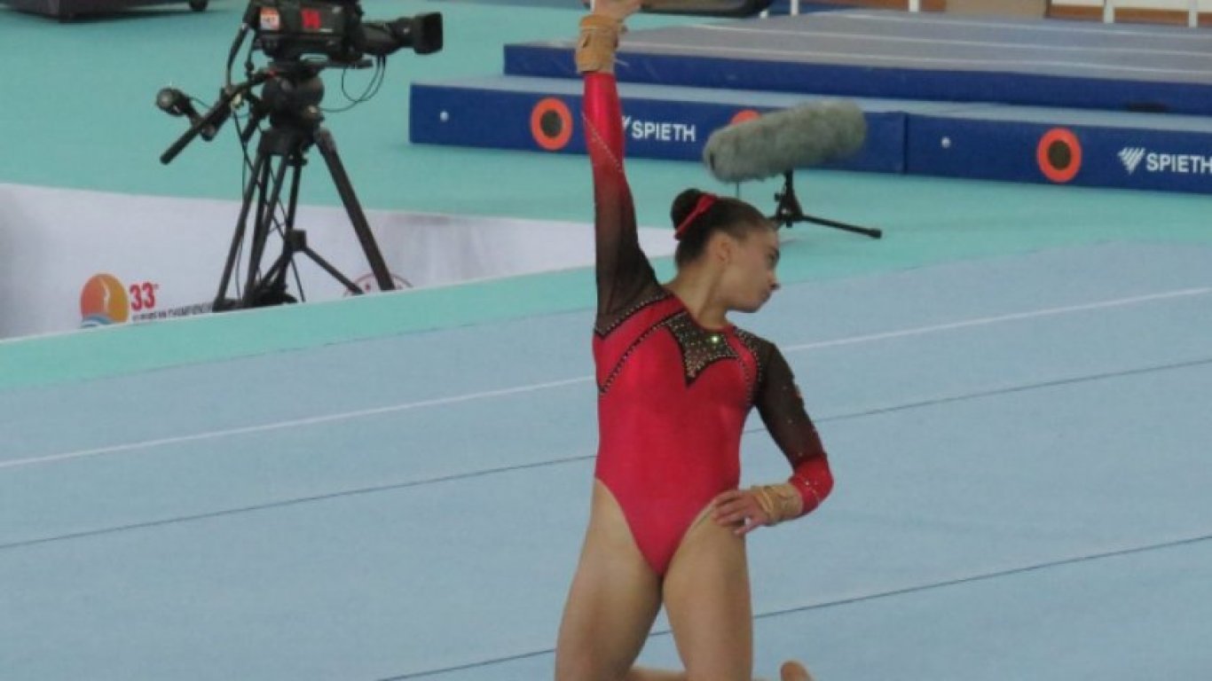 България има финалистка на Европейското по спортна гимнаситка