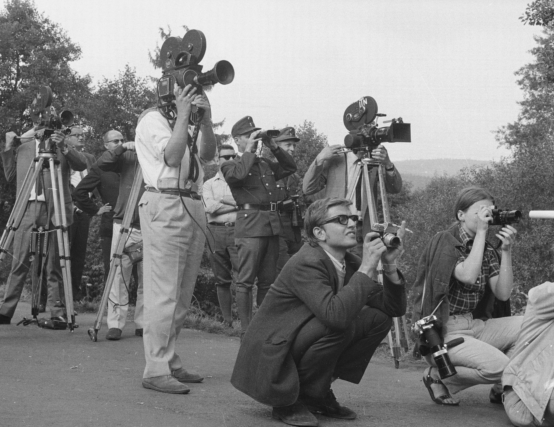28 август 1968 г. - фотографи и оператори на германо-чехословашката граница, за да отразяват навлизането на съветските войски по време на Пражката пролет 
