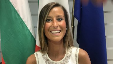 Как италианка се опитва да бъде идеалният кандидат в България