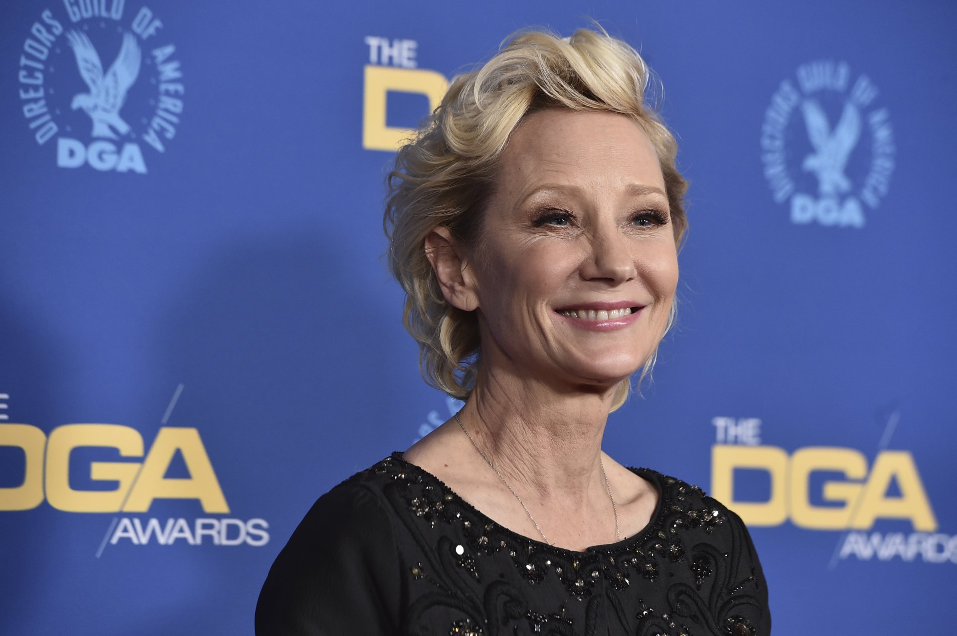 Ан Хейш пристига на 74-те годишни награди на Гилдията на режисьорите на Америка на 12 март 2022 г. в Бевърли Хилс, Калифорния