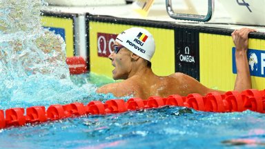 Фурор в плуването: 17-годишен румънец счупи световния рекорд в „кралската“ дисциплина