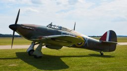 Последният изтребител "Hawker Hurricane" се разби на авиошоу в Чехия