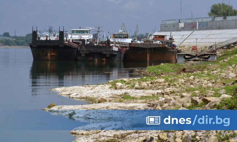 Нивото на река Дунав при Русе днес е на сантиметър