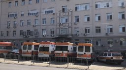Блъснаха две деца на пешеходни пътеки в Сливен, едното е в реанимация
