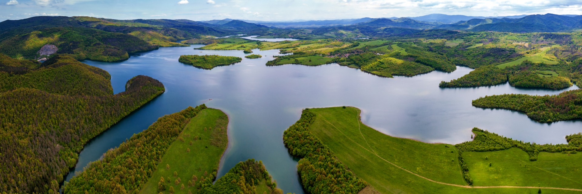 Историята на язовир Йовковци и какво се крие на дъното му