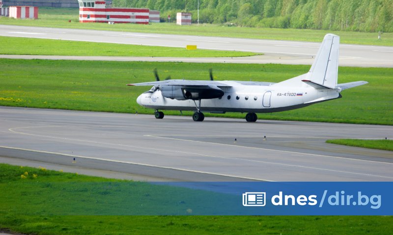 Самолет с 49 души на борда се е разбил в