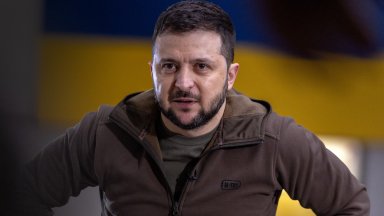 Украинският президент Володимир Зеленски обеща страната му да си върне