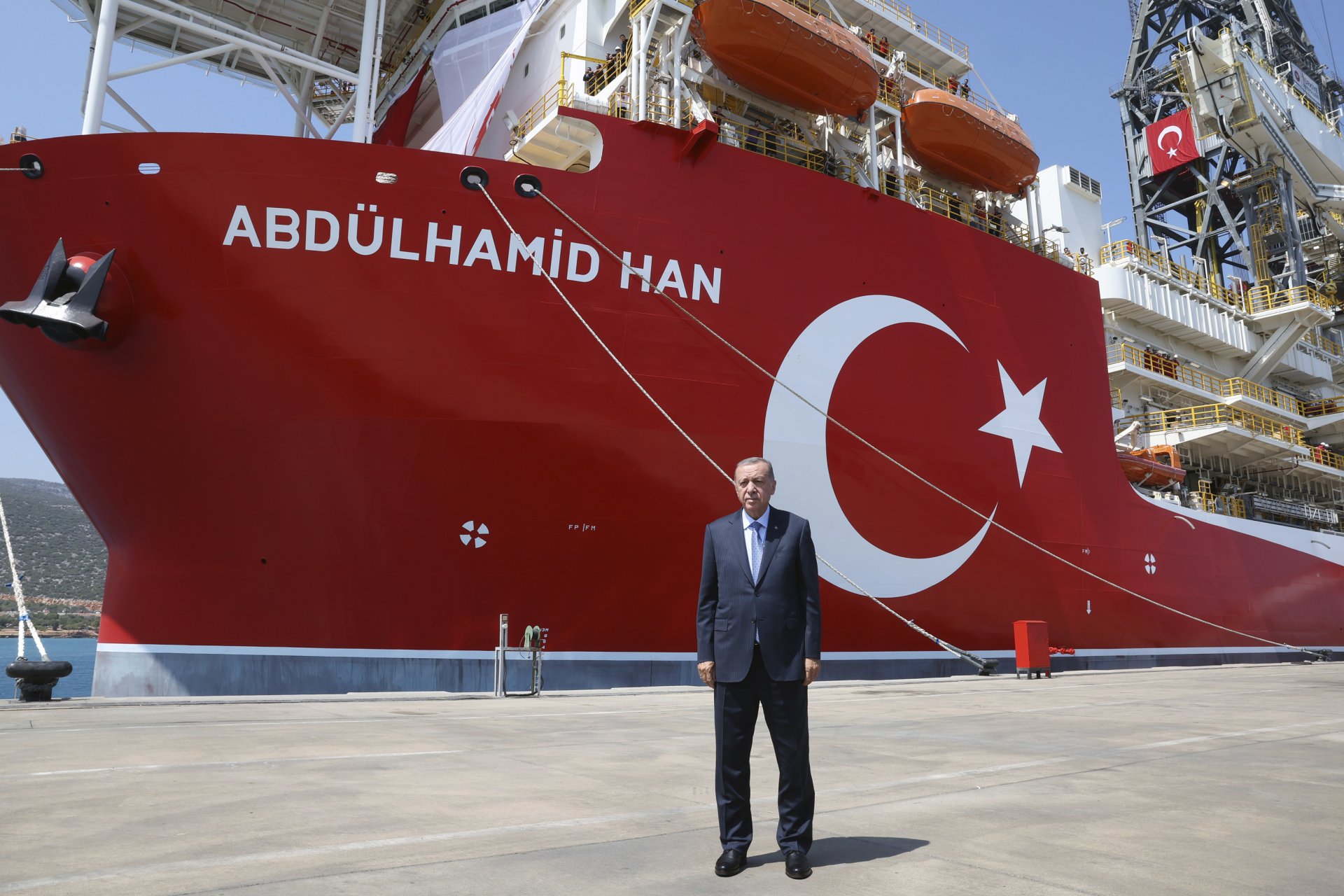 Реджеп Тайип Ердоган пред нов турски сондажен кораб