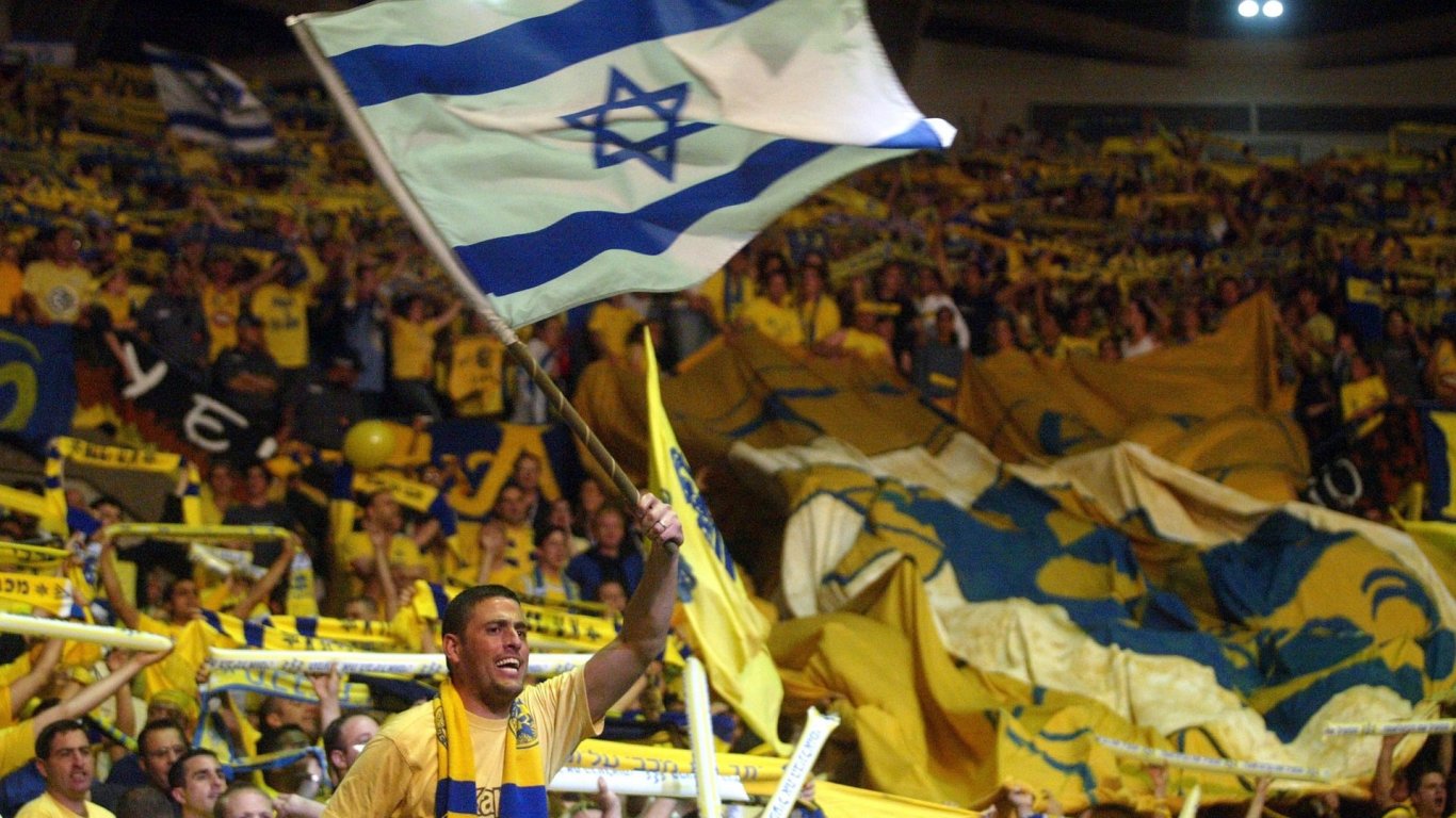 Нашите в Европа или... в Азия: Как Израел и Казахстан се оказаха членки на УЕФА?