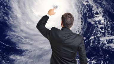 Унгарското правителство уволни ръководството на националната метеорологична служба след неточна