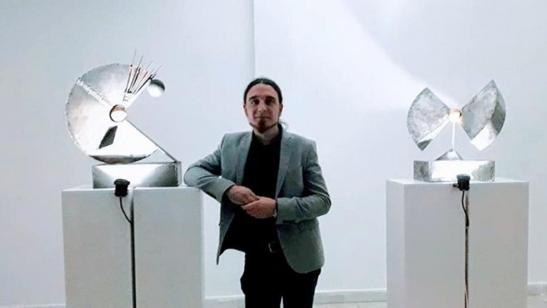 "Панта реи" - изложба с ротационни скулптури от метал и дърво на Марян Стояноски 