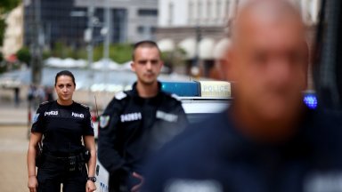 Полицаи от цяла България отдадоха почит на колегите си които