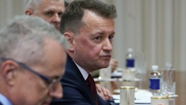 Полша се договори да купи почти 400 танка и гаубици