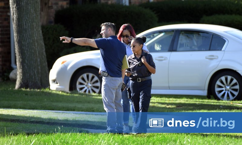 Четирима души бяха простреляни, от които трима смъртоносно, от мъж,