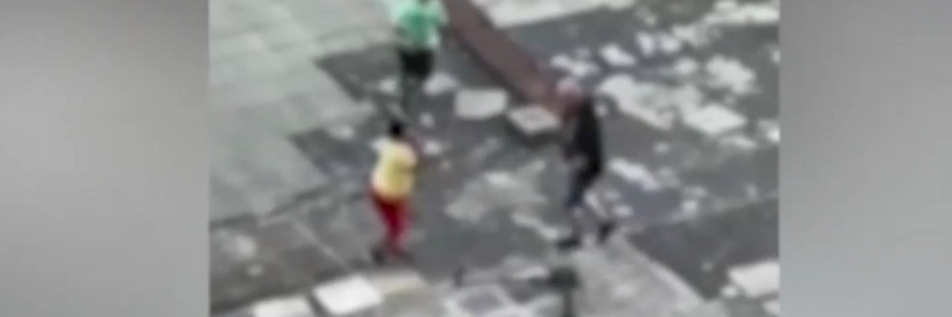 Задържаха мъж, нападнал с железен прът деца в София (видео)