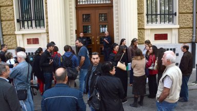 Причината е решение на съда в Страсбург по жалба на