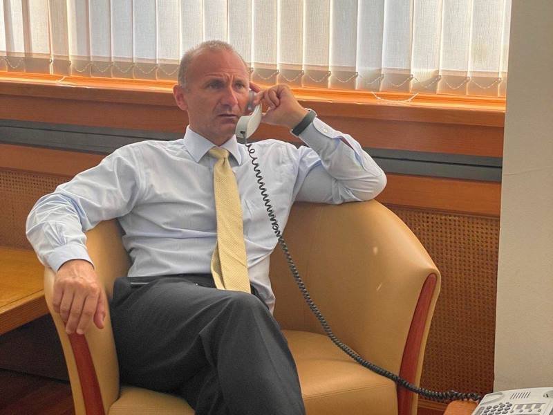 Министърът на енергетиката Росен Христов проведе телефонен разговор с азерския си колега Парвиз Шахбазов