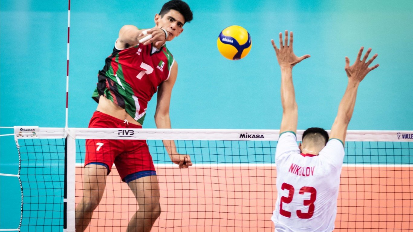 България загуби от световните шампиони във втория си мач за годината
